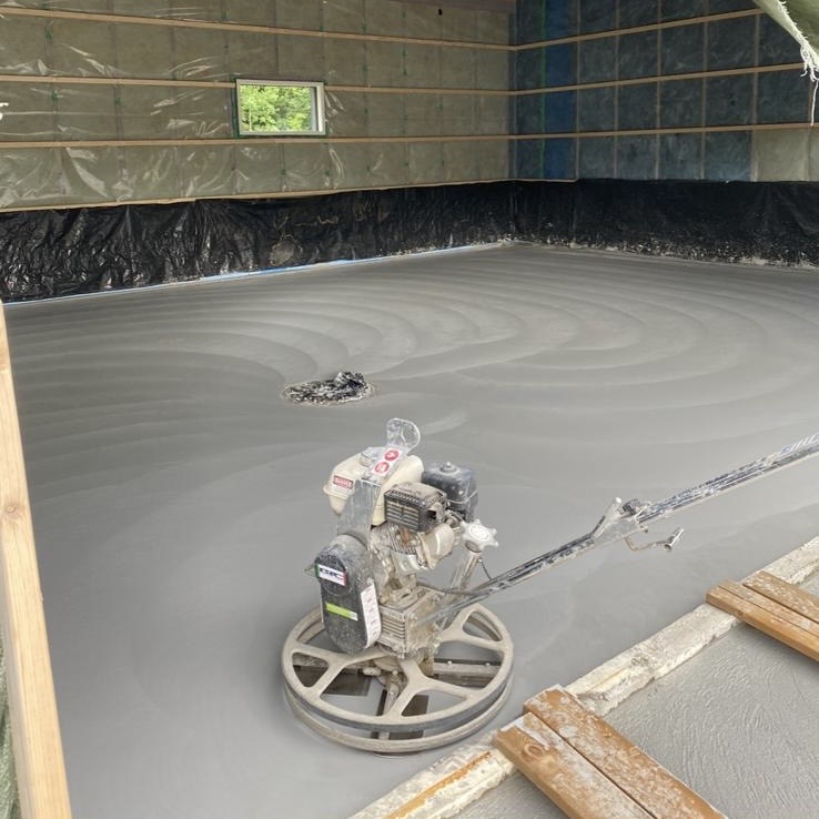 Teollisuuslattia - kestävä betonipinta